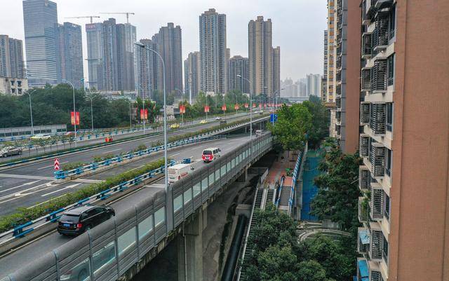 图片新闻让城市静下来九龙坡区南北大道降噪工程完工