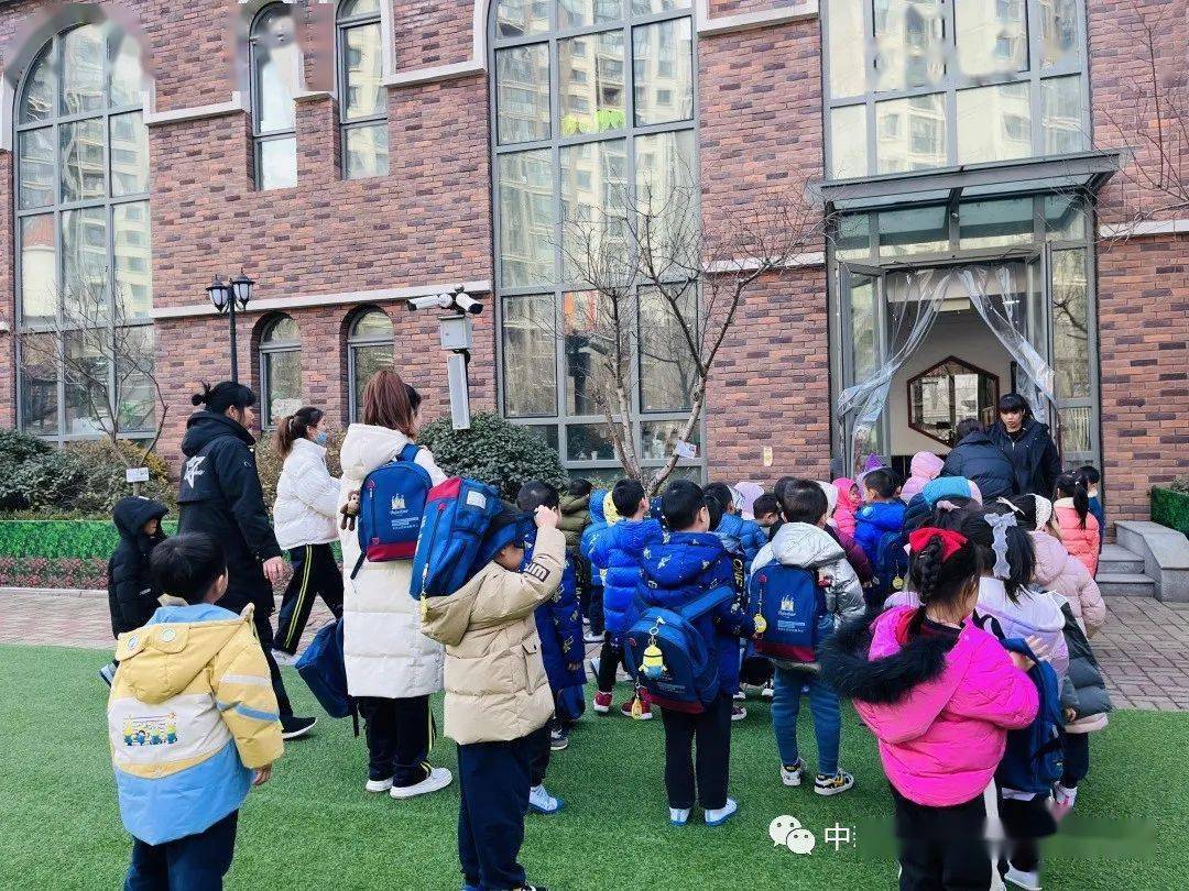 应急有方临震不慌天津生态城海丽达幼儿园防震演习活动