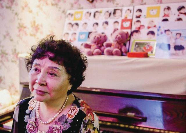 60岁盛海琳高龄试管生娃生下双胞胎女儿11年后直言后悔了