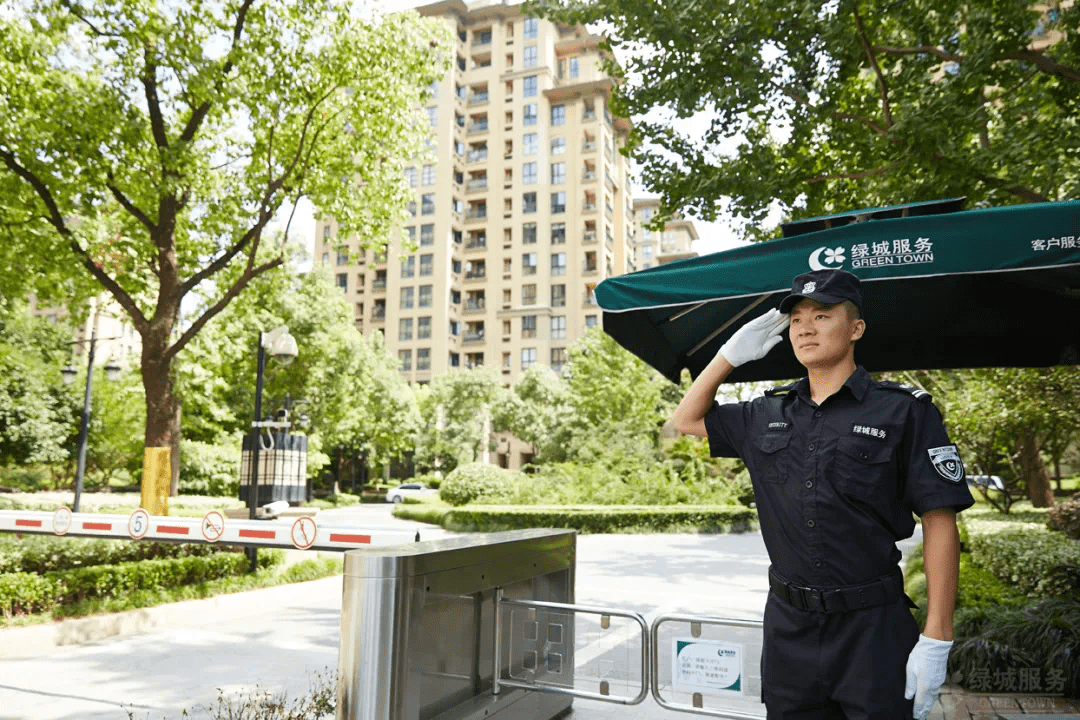 金樾玖著丨后疫情时代下,绿城物业频频出圈,智慧入户让您更安心_服务
