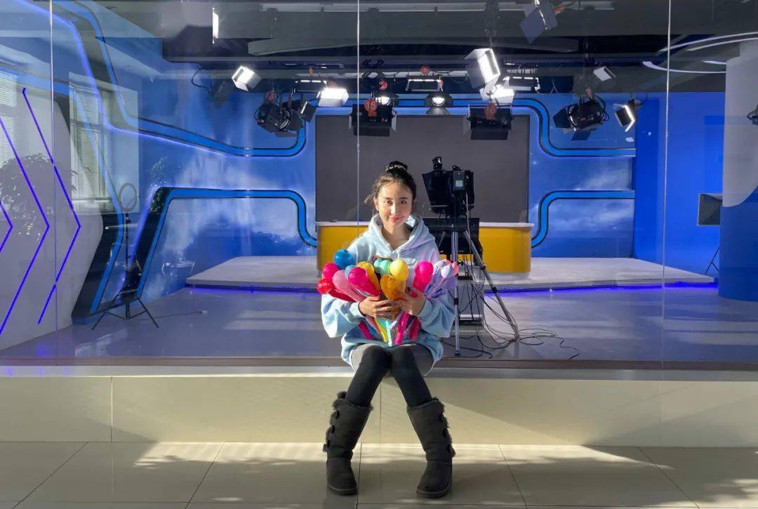 李炬_小伙伴_广电大厦