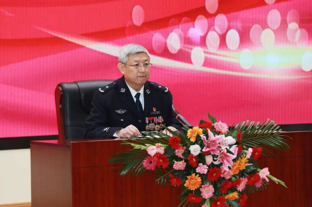 河北省公安厅举办"老民警故事会"_翁小聪_邢群英_邢台市公安局
