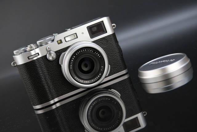 文艺青年一见倾心 富士x100f优惠力度大_mm_摄影_传感器