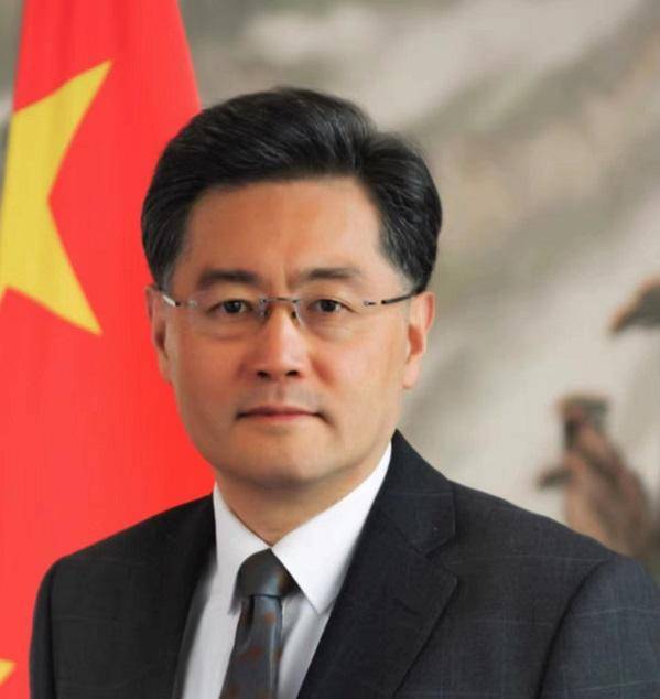 中国驻美大使秦刚接受美权威科学杂志专访我向你推荐四川成都的都江堰