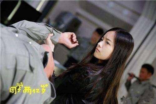 徐静蕾监制《同学两亿岁》爆笑来袭,蠢萌少女逆袭男神_李庚希_朱致灵