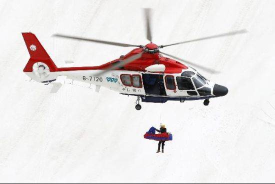 国家高山滑雪中心大巴 1e67d5d84f484204944f5692eec4d229.jpeg