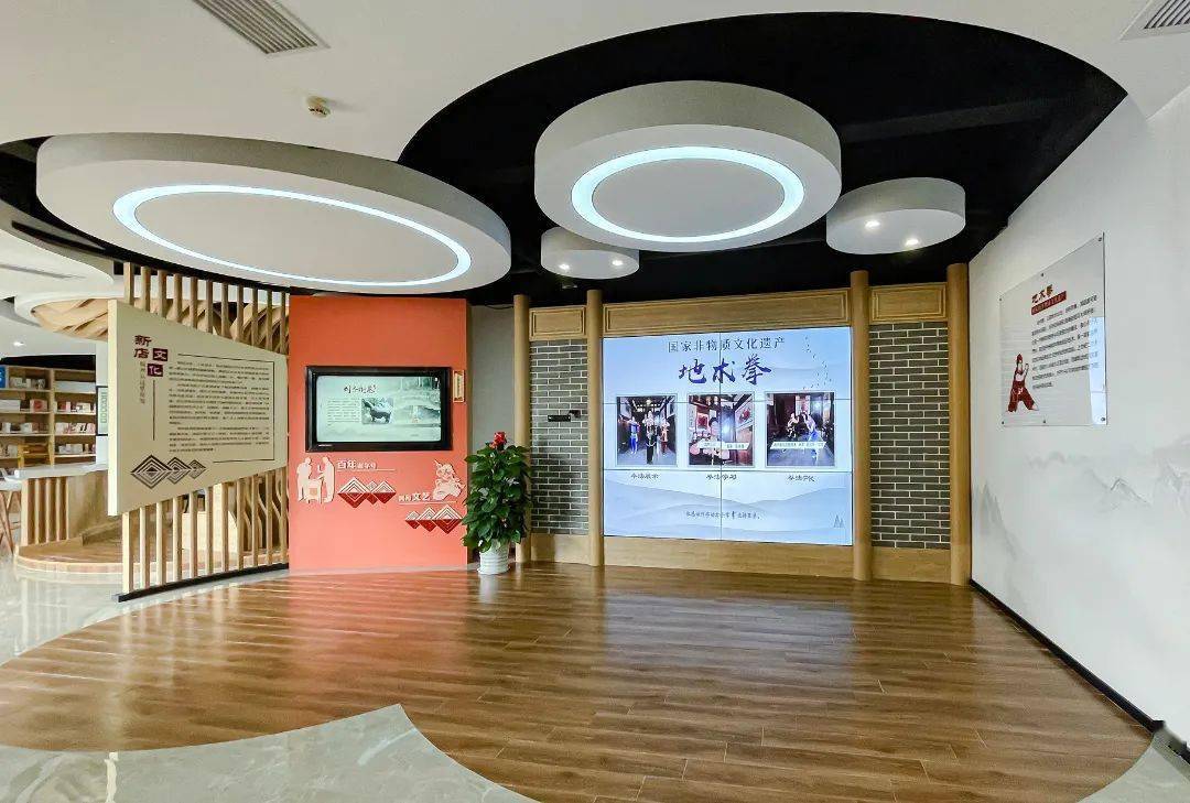 多样化活动满足群众需求除了文化展示综合文化站还设置多个群众文化