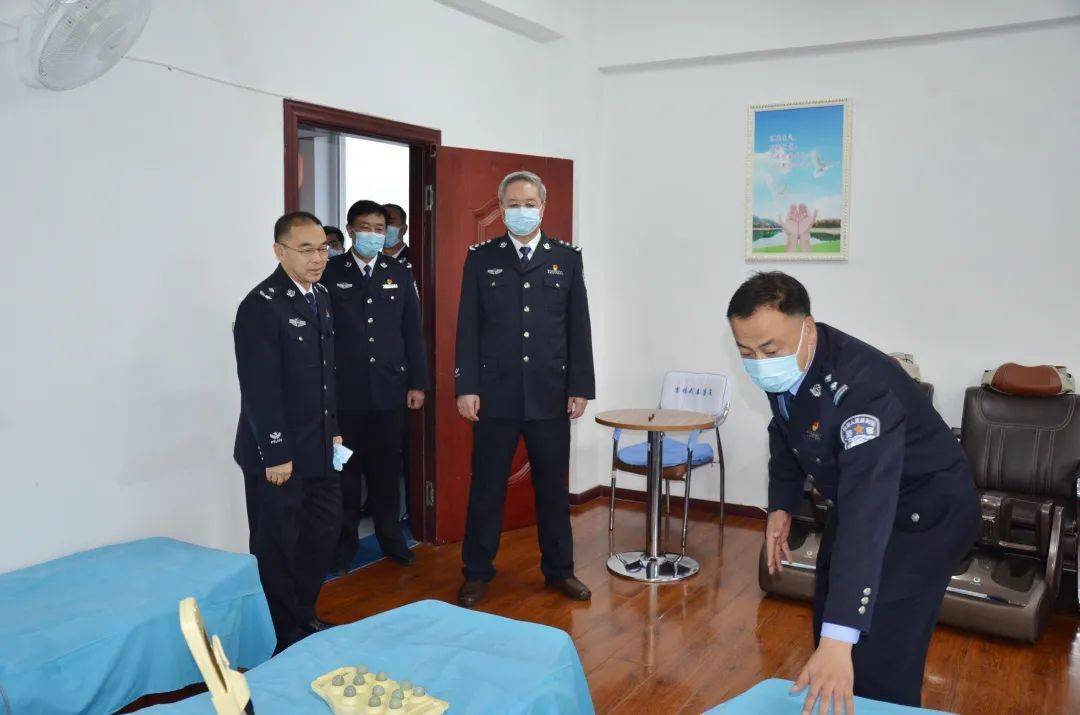 吉林省司法厅党组书记厅长刘川到省直戒毒所检查调研指导工作