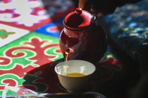 节气|今日冬至：漫漫冬夜，烹雪煎茶，不枉人间百年｜草地·二十四节气