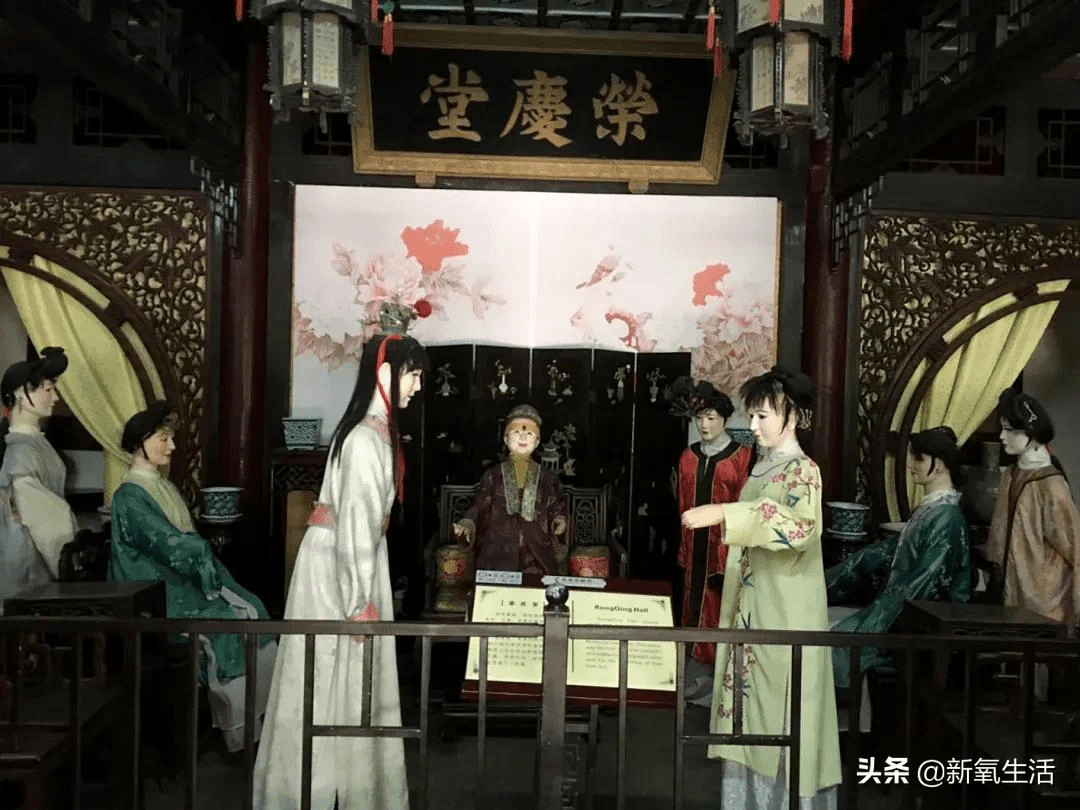 客厅是"日常活动中心,迎宾待客之所",但在古代"厅堂"的功能远不至于此