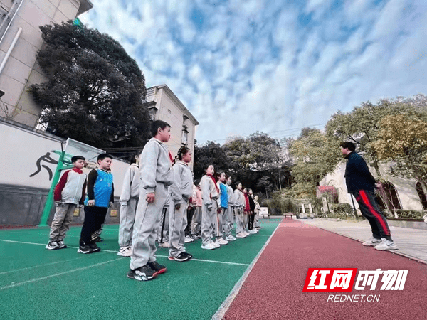 雨花区|长沙雨花区王家冲小学开展“四师”行动 助力学生成长