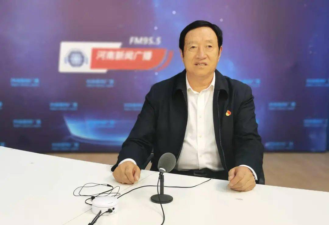 为爱发声第八届全国道德模范提名奖获得者尚广强三