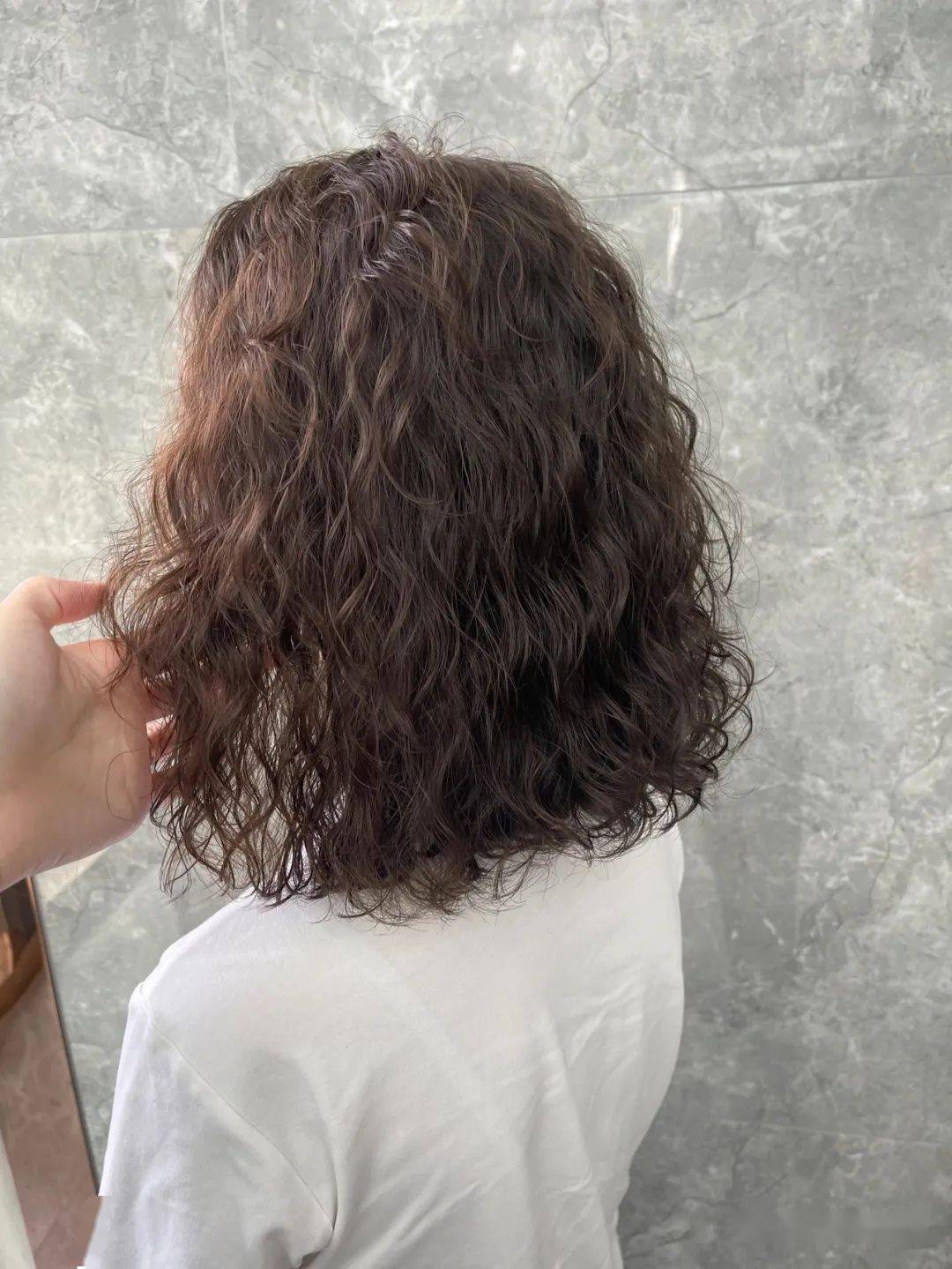 年底烫卷卷,巨好看,巨减龄_气质_修颜_发型