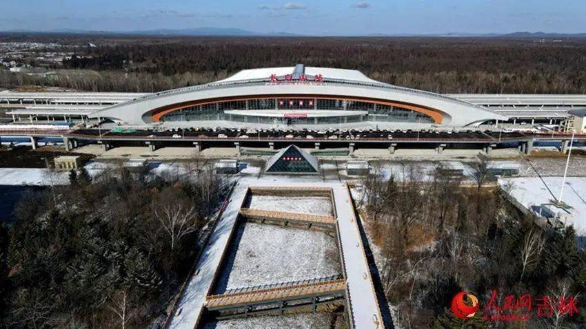 沈佳高铁白敦段位于吉林省延边朝鲜族自治州境内,南起安图县二道白河