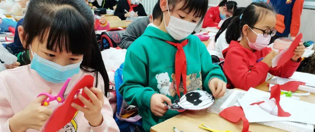 文化|“剪”冬奧、“捏”冬奧、“展”冬奧！朝師附小師生共燃冬奧夢！