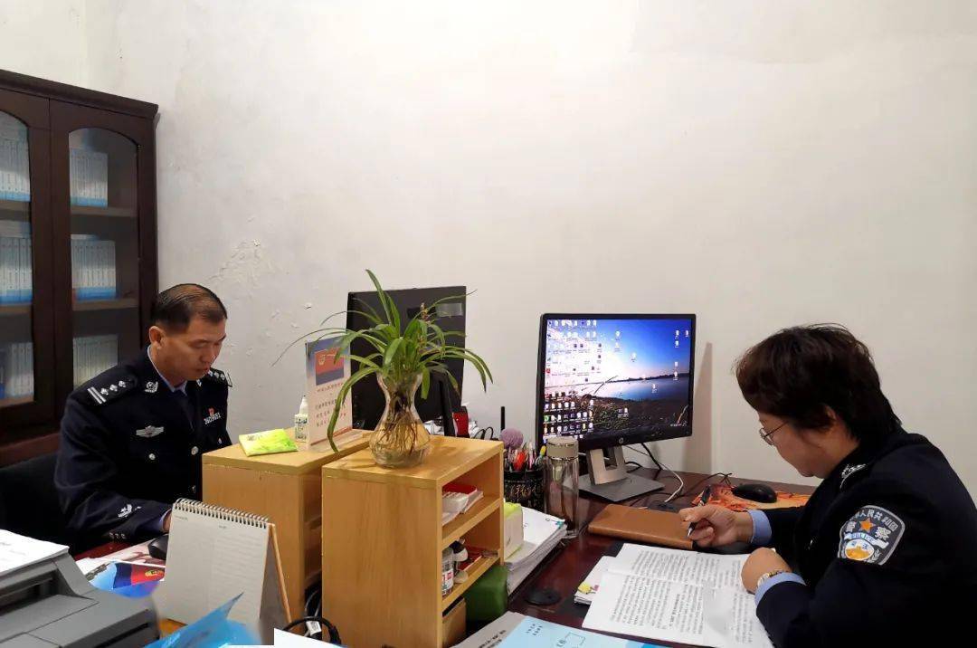 洪都监狱创新推出减刑假释案件审核审查要件清单