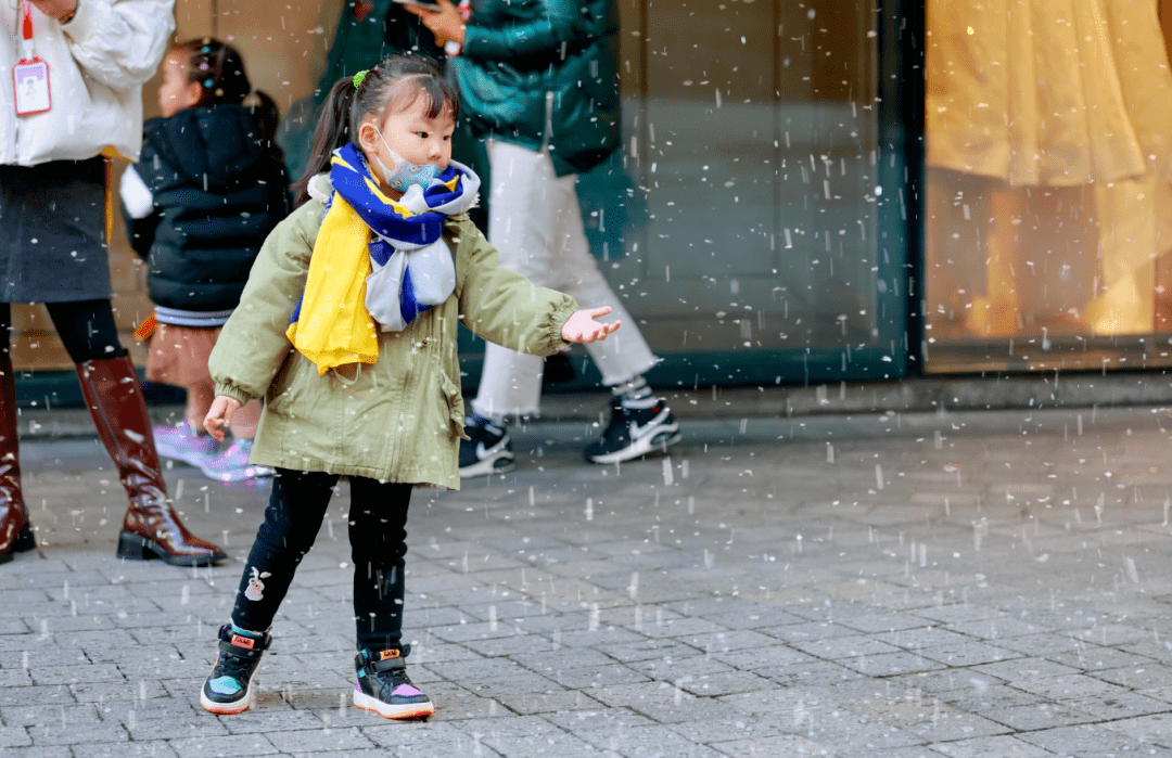 上海|抓紧来体验吧！上海这些地方，开始下起了限定“大雪”~