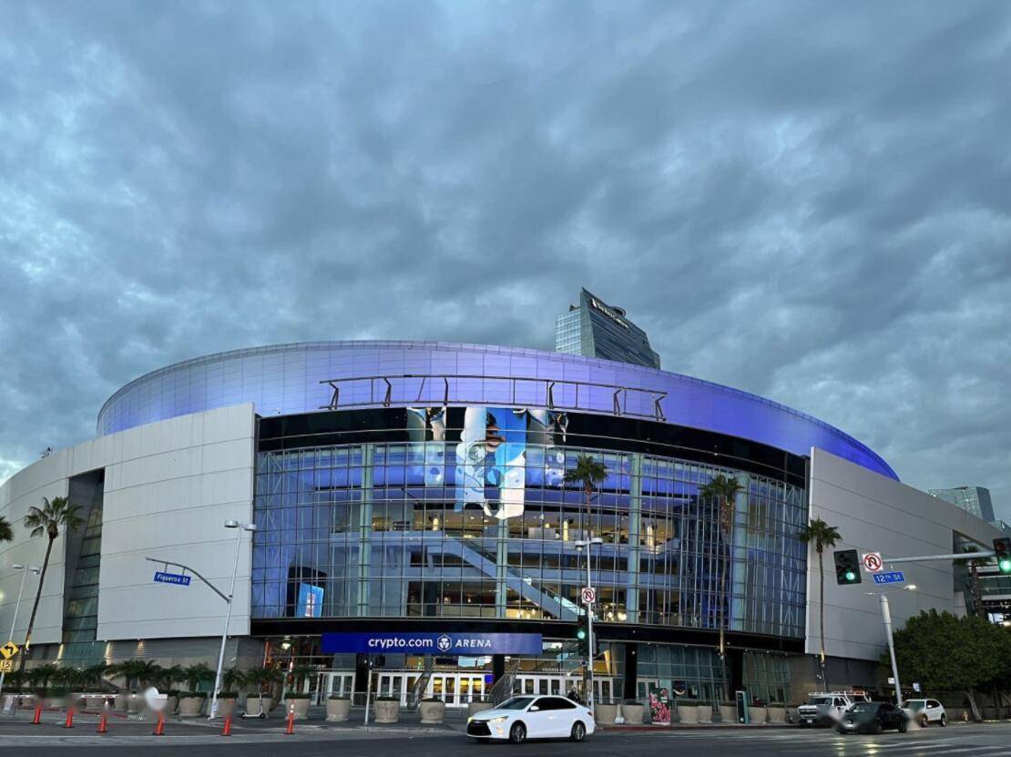 斯台普斯中心今日正式更名为Crypto.com球馆_搜狐网