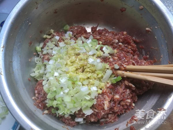 咋样调牛肉 9a5e207a818b495192ac90ad65fffdd6.jpeg