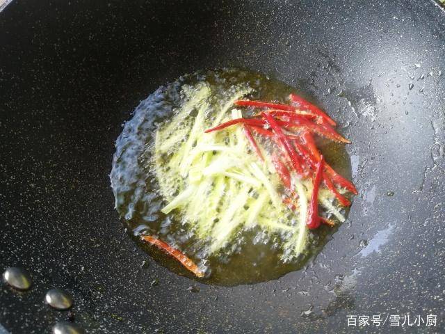 回锅肉炒土豆的做法窍门 f27cbe41234c41028cf5c71bd7c3f3ef.jpeg