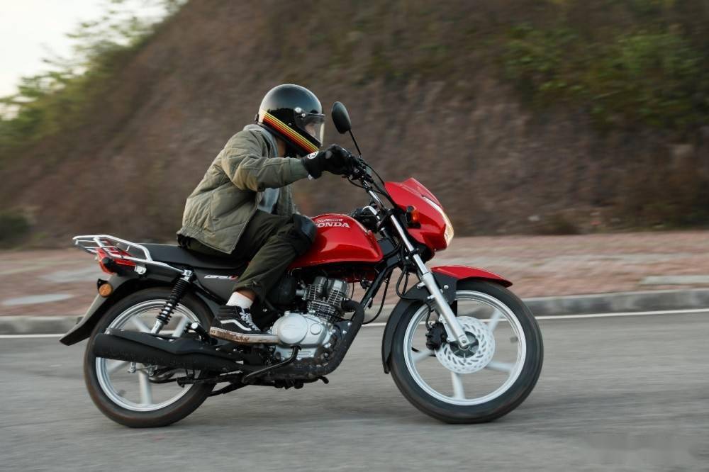 外观经典的通路车新大洲本田cbf150u动态解析