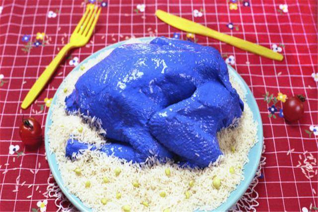 为什么蓝色的食物,会让人没有食欲?这是在基因里面的恐惧!