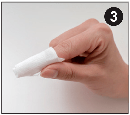 用擦牙巾减少口臭,蛀牙,牙龈萎缩_污垢_牙齿_手指