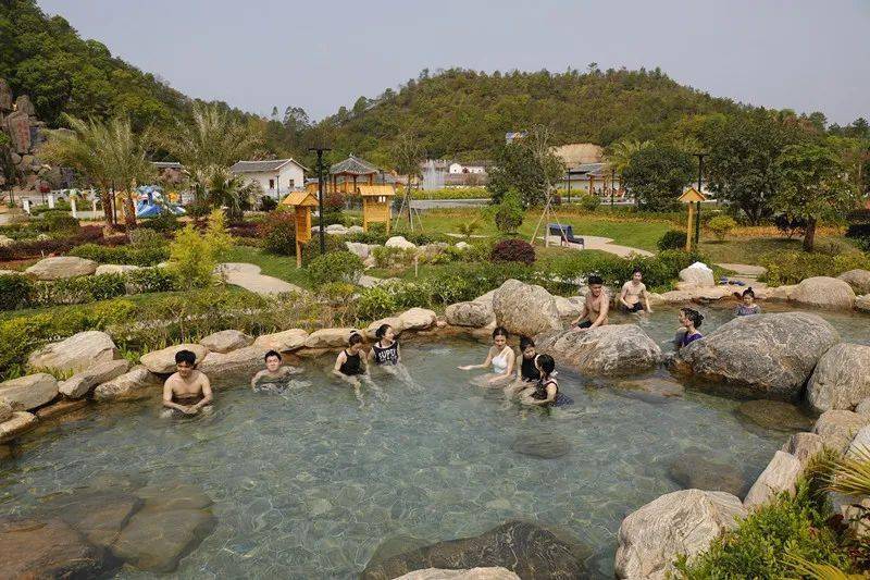 迎新年元旦自驾游广东小千岛湖龙川霍山五华热矿泥温泉汉光超顺文旅