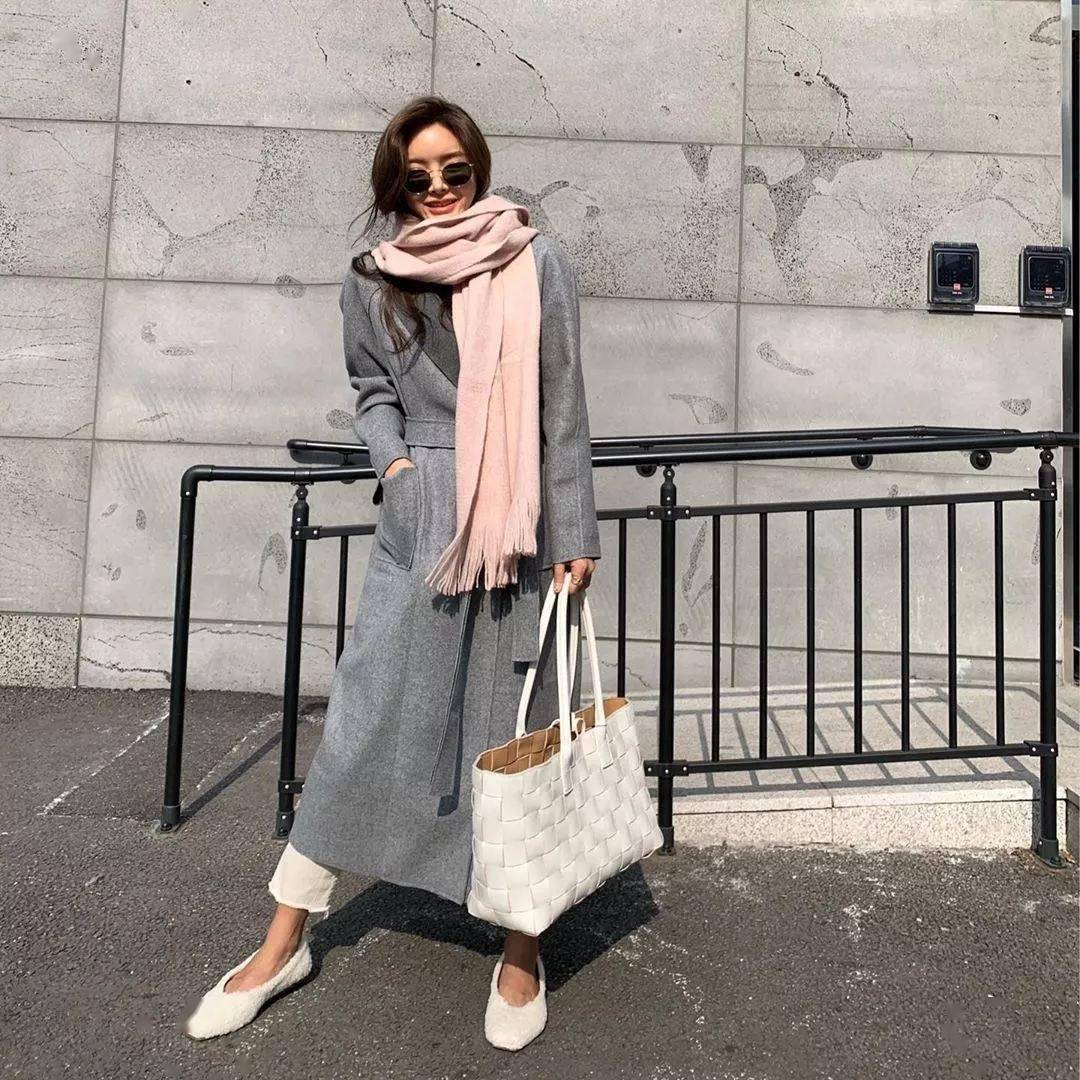 时尚穿搭攻略图文 9e79295cdc854e759bc46857926b3bbc.jpeg