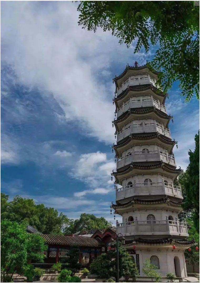 云浮新兴龙山温泉赠138元礼盒100元餐券泡泉喝茶林中氧生61六祖故里