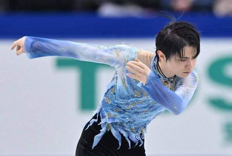 羽生結弦獲全日錦標賽冠軍直通北京冬奧會蹦蹦跳跳上領獎臺