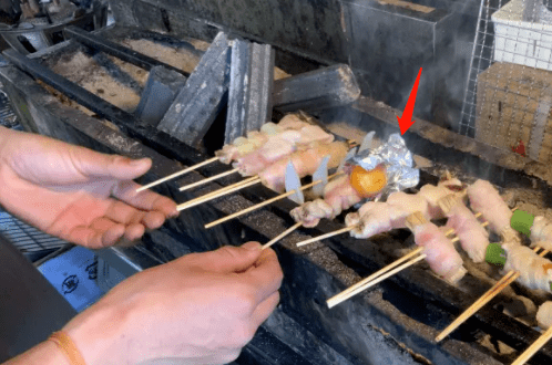 日本烤串提灯怎么吃