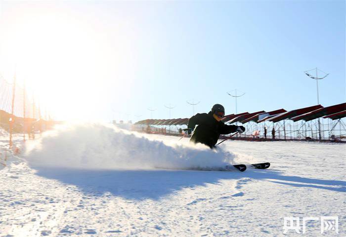 市民|畅玩冰雪迎冬奥