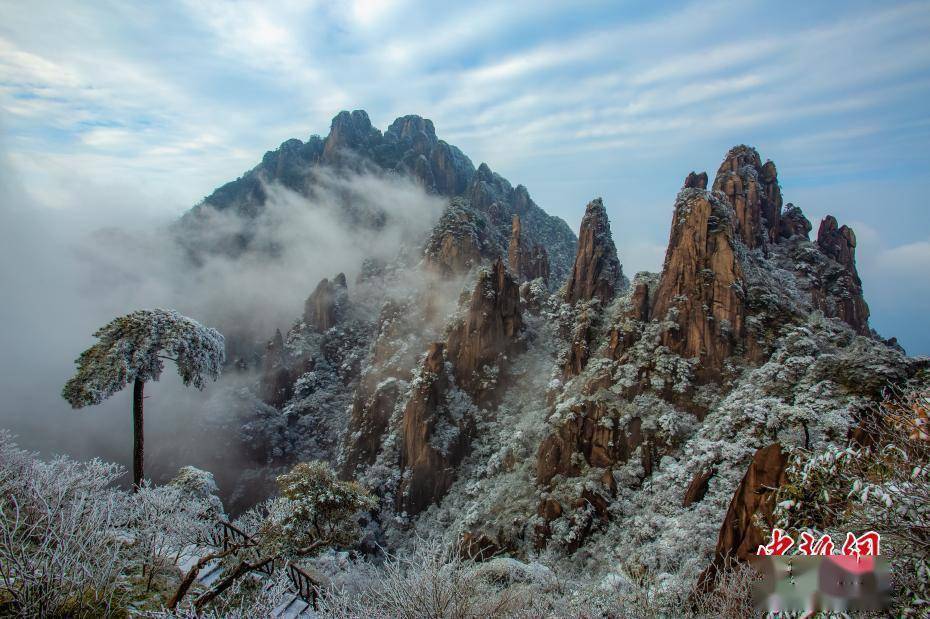 银装素裹|航拍江西三清山雪景：银装素裹宛如童话世界