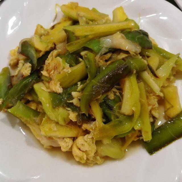 火龙果花炒蛋,营养丰富,口感香甜清脆_清水_淡竹_美食