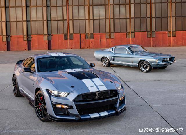 全新一代野马海外现身配正宗大v8引擎挂眼镜蛇logo