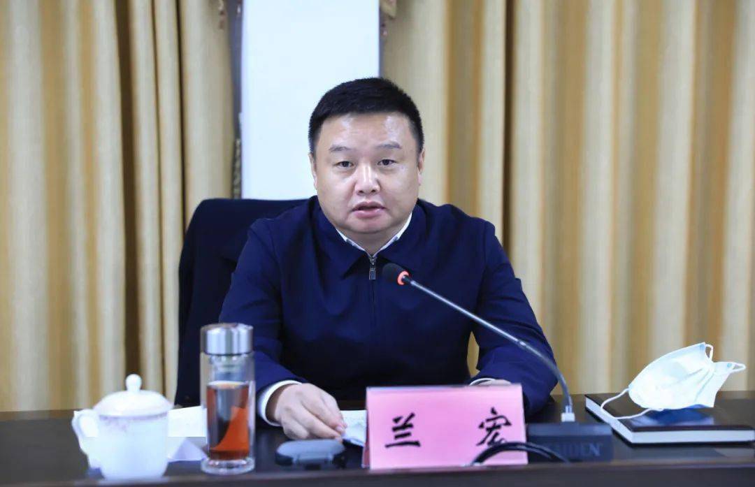 解放思想转变作风提升能力上思县召开严打整治走私禁毒专项工作会议