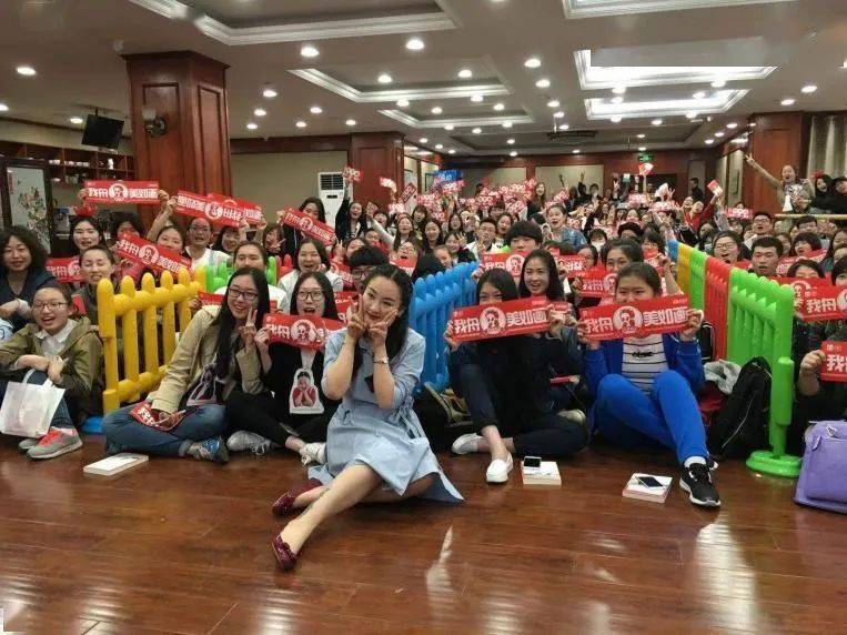 邹立勋|「她」的消失，终结了一代少女怀春梦