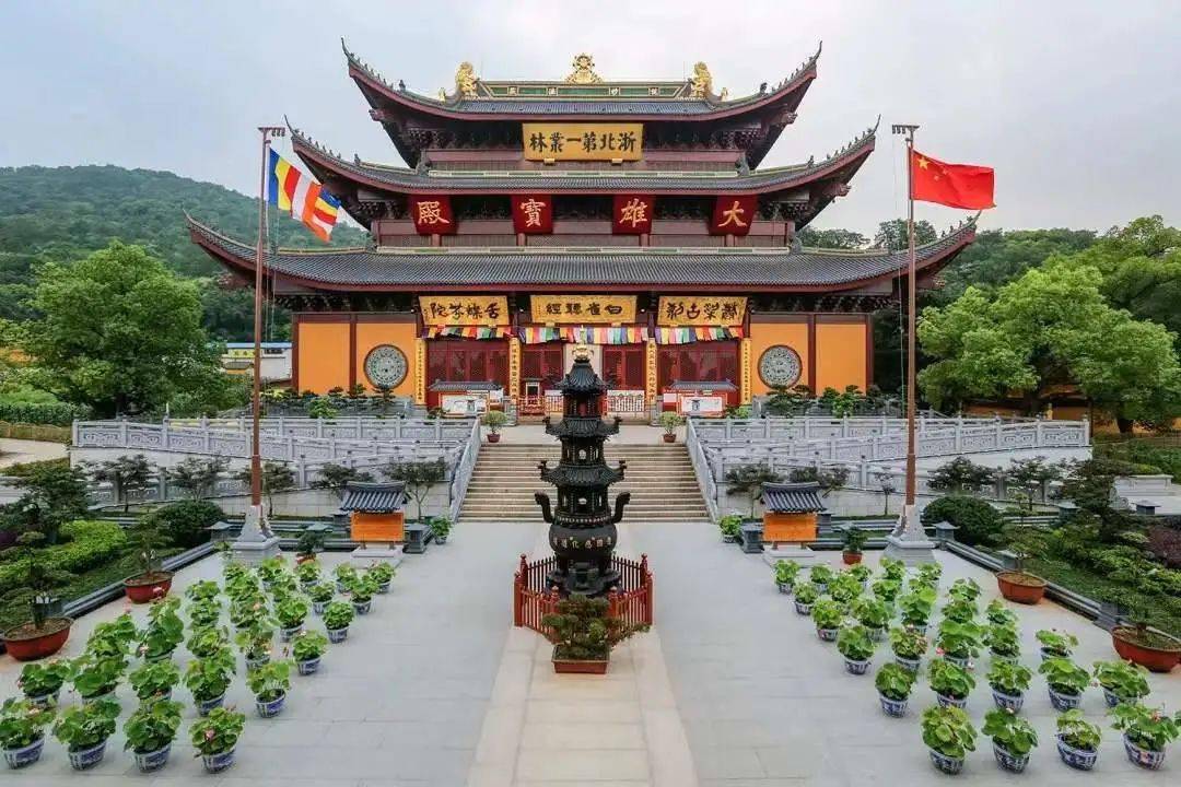 南太湖文化基因穿越寒冬法华寺中的禅意幽幽向你走来