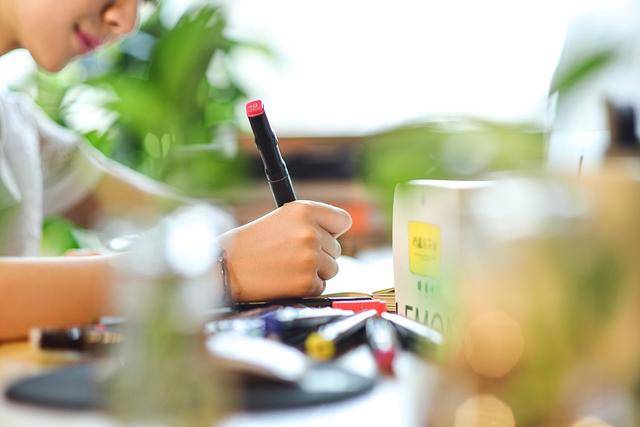 拍照如何提供情绪价值 9a68bab7e5be4232810d78cf94c5a1ed.jpeg