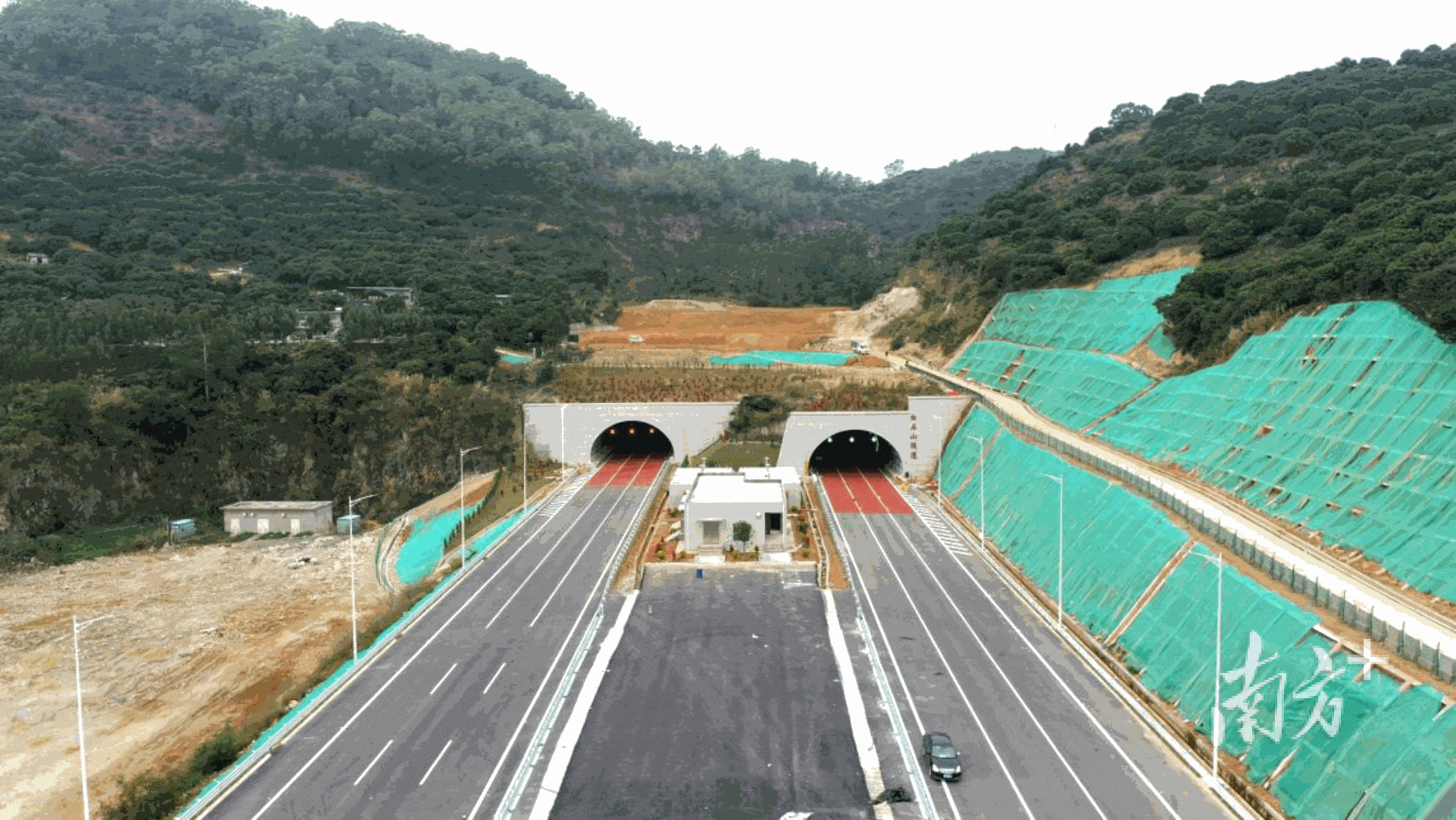 莞番高速公路二期路段顺利通车