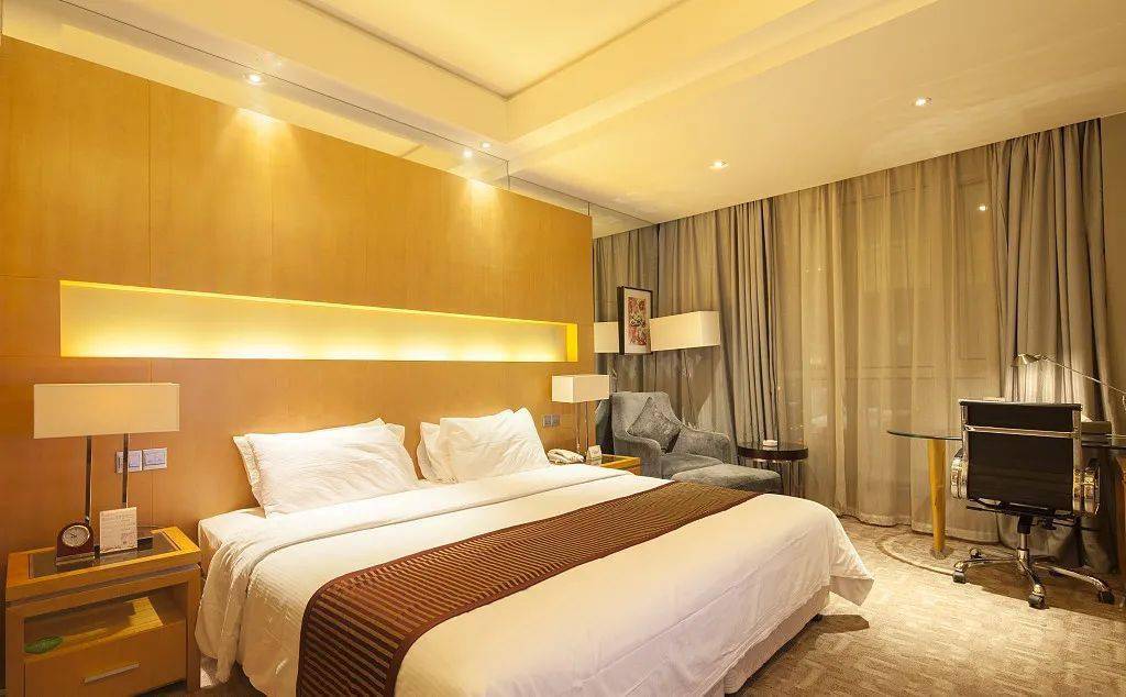 什么酒店不容易被偷拍 e8d1c8dd91c04ba687285cbd2d2538d5.jpeg