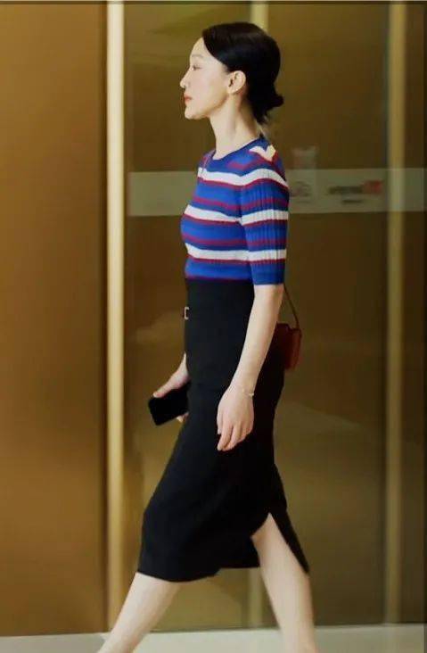 中年人|打开小敏家的衣橱，里头全是“断货王”