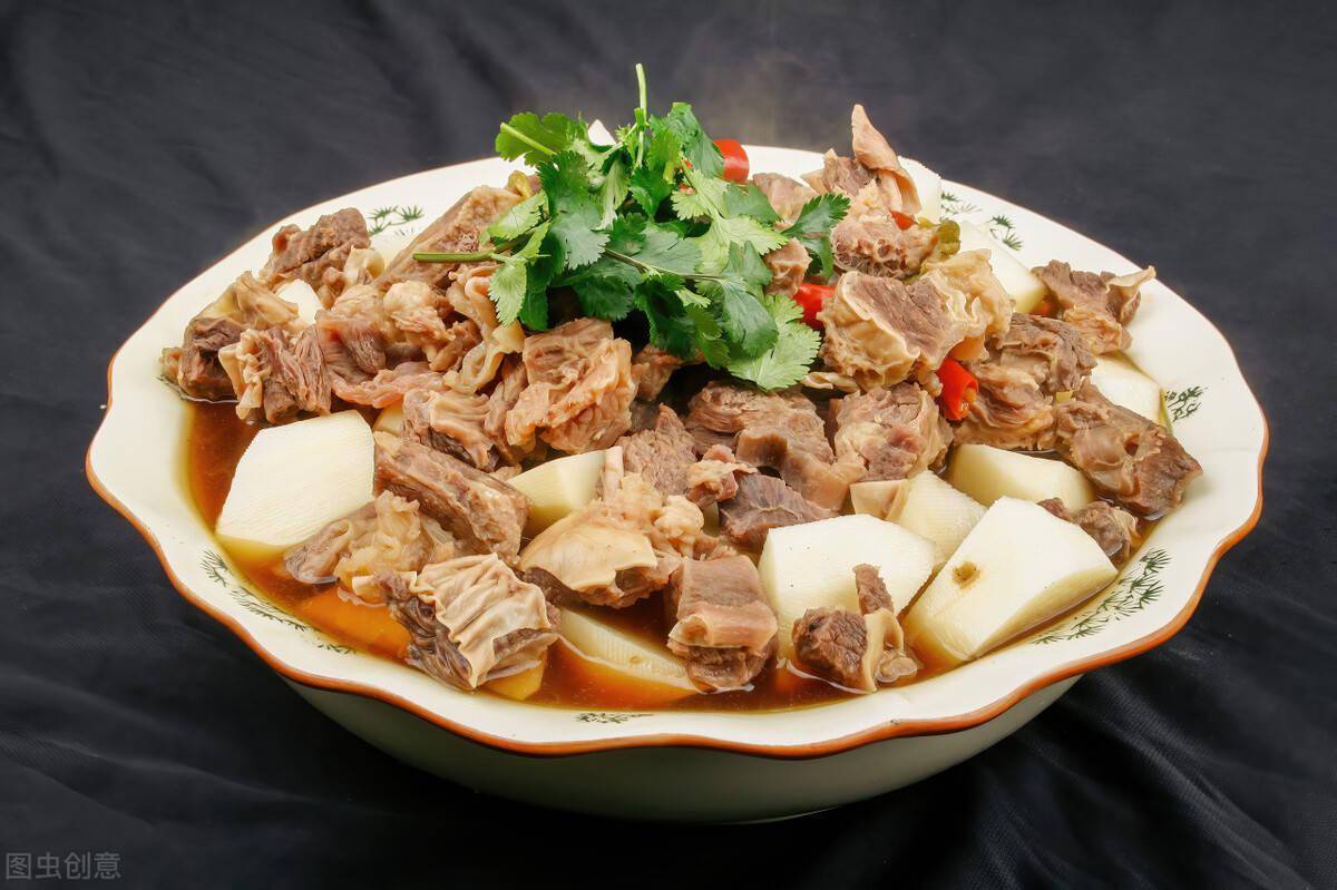 牛肉怎么做不膻不腥 19a808a4ad74449dadf85ab6f7bf6118.jpeg