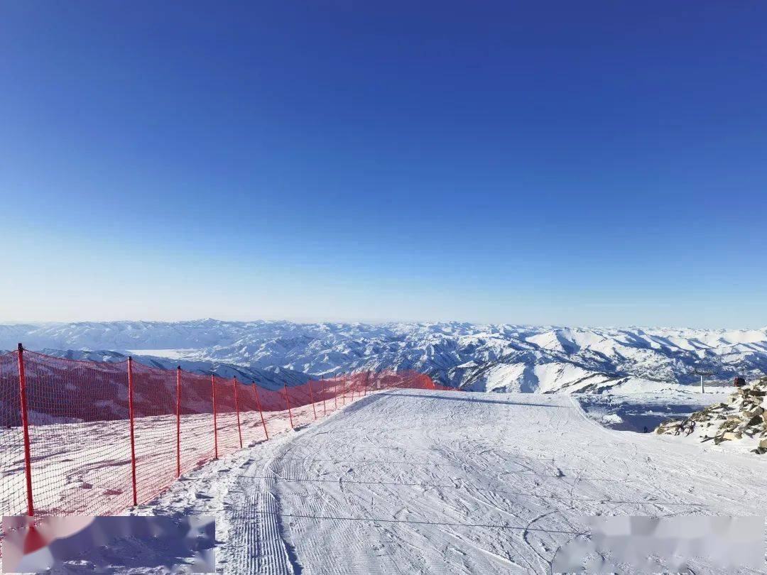 新疆滑雪圣地打卡记感受国内乃至亚洲雪场的天花板谈球吧体育(图7)