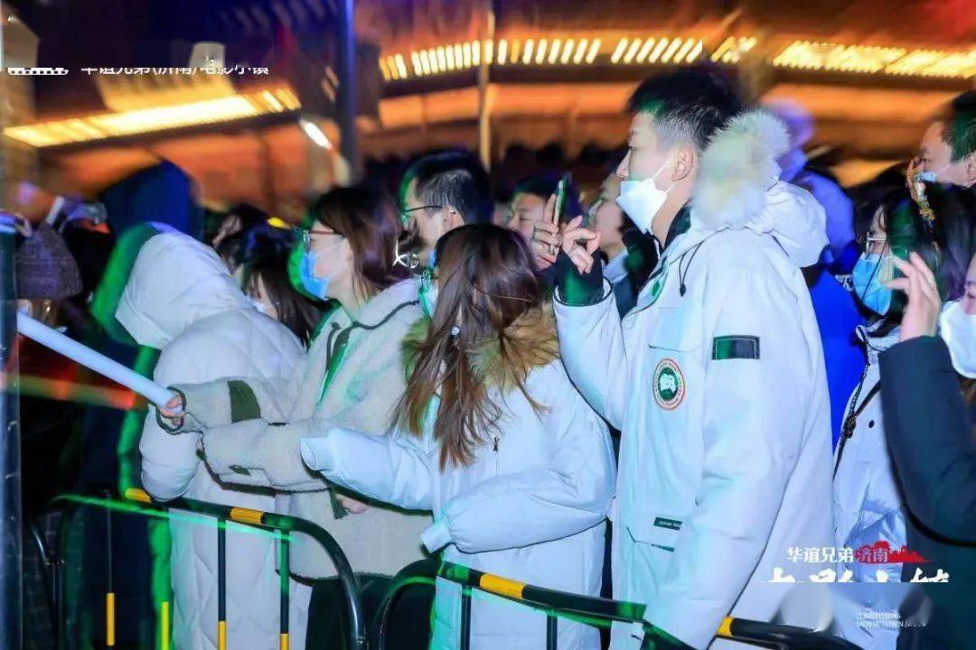 年之约|新年快乐！华谊兄弟（济南）电影小镇2022跨年之约现场回放来咯~