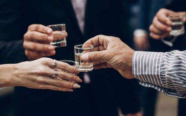 喝什么降低雄激素 1a8f97d8f37b45e5bfcd9bf81463550a.jpeg