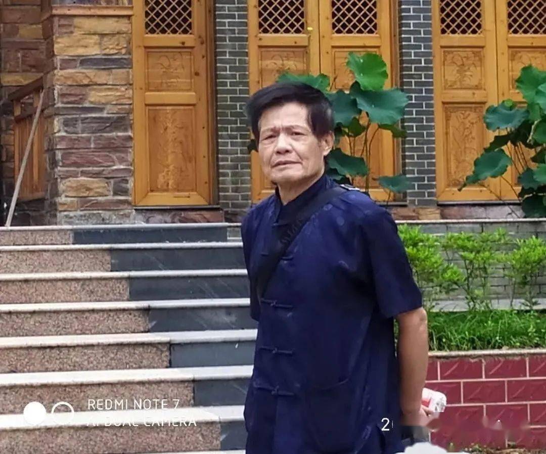 汪四武,网名白浦荷风,泉石散人.祖籍枞阳雨坛,现居池州.