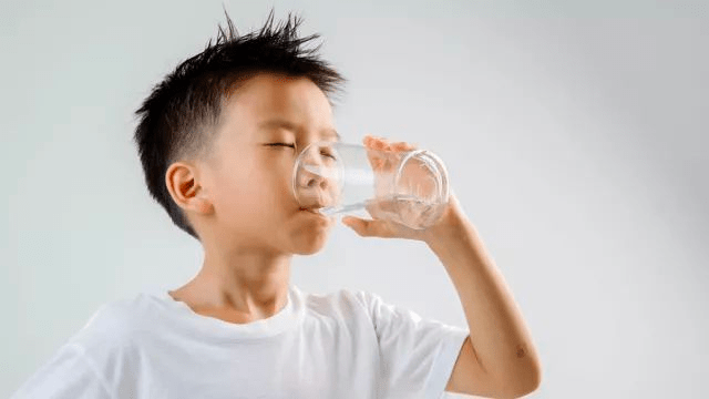 喝多少水都觉得喉咙干 c7bf1bfa3c0c4165846118a71eb458a5.png