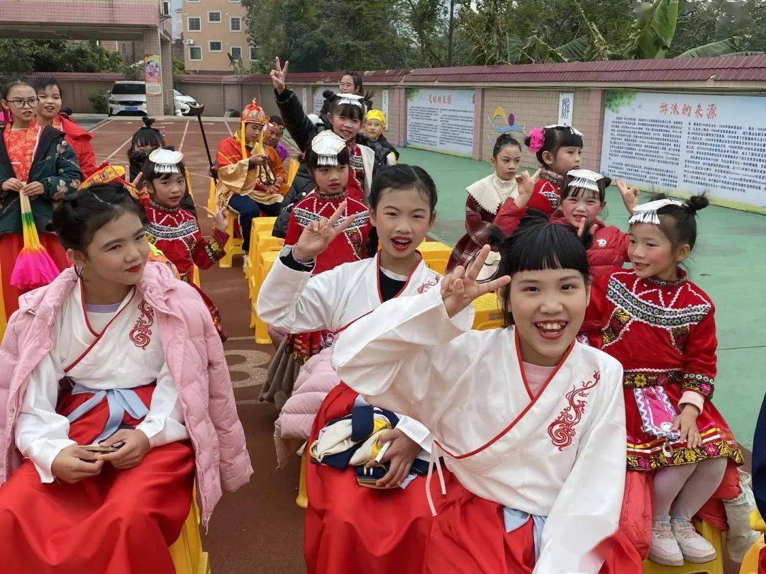 快乐双减西樵镇第五小学儒溪校区庆元旦迎新年文艺汇演